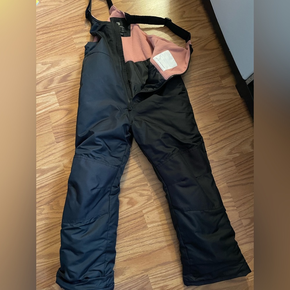 Snow suit
